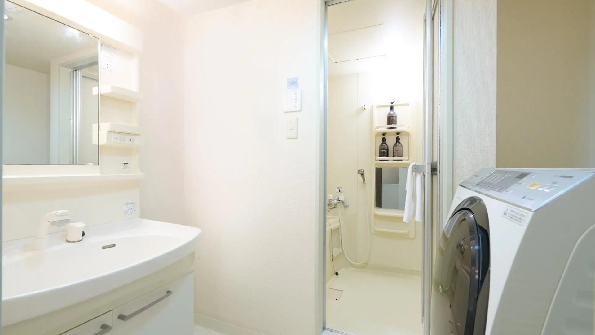 Residence Hotel Kabuto - Vacation Stay 46143V Саппоро 0*,  Япония