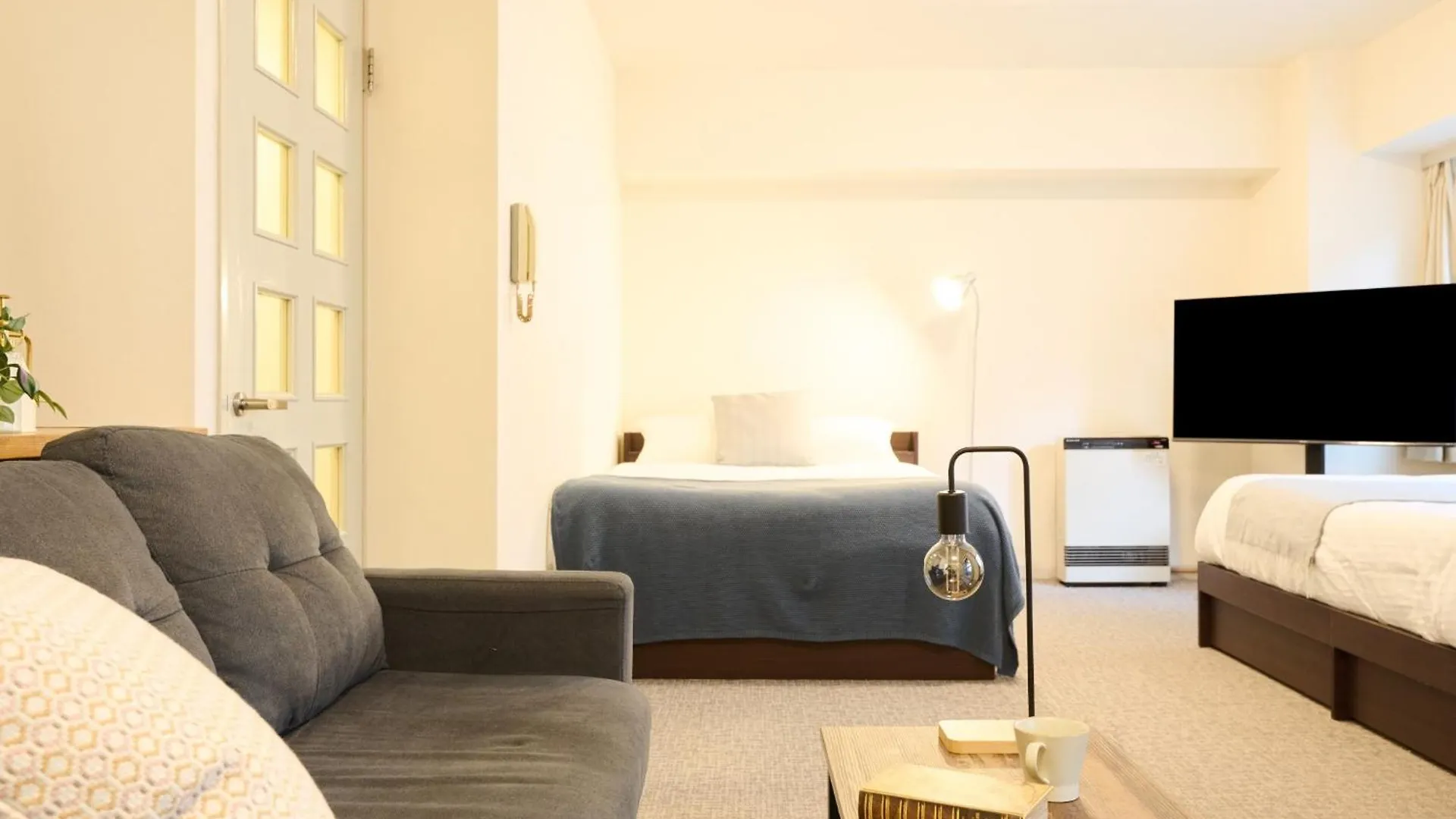 Residence Hotel Kabuto - Vacation Stay 46143V Саппоро Апартаменты